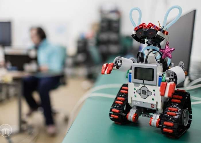 Подведены итоги Рождественского фестиваля-конкурса робототехнического мастерства