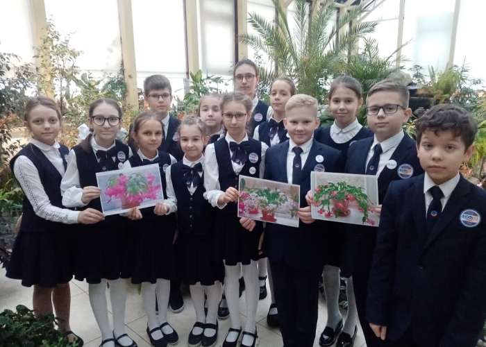 В школьном зимнем саду для ребят 4.2 класса Ольга Евгеньевна Малышкина провела занятие по теме «Живое слово»