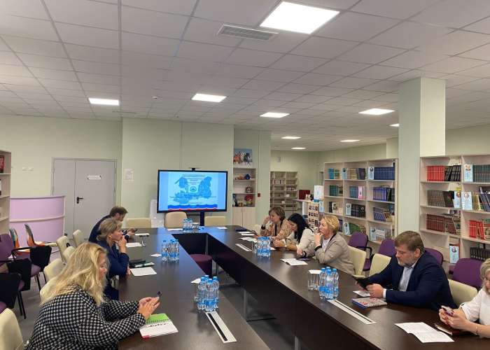 Cостоялся семинар для руководителей образовательных организаций, входящих в Ассоциацию новых школ Ленинградской области