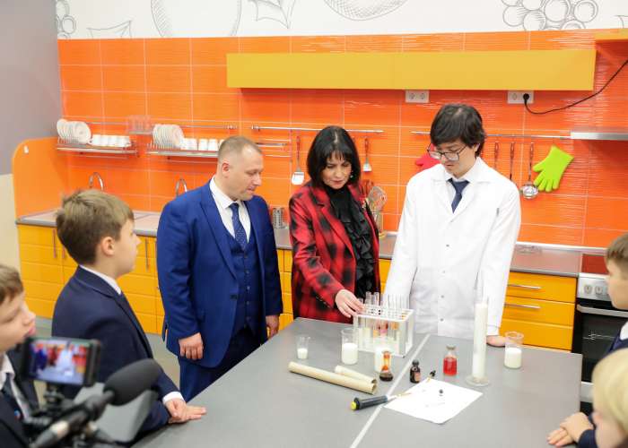 Санкт-Петербургский государственный аграрный университет посетил Инженерно-технологическую школу № 777