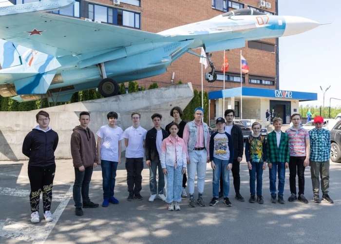 Ученики побывали на экскурсии в Научно-производственном предприятии «Радар ммс»