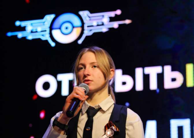«Нам дороги эти позабыть нельзя» — открытый микрофон в ИТШ №777