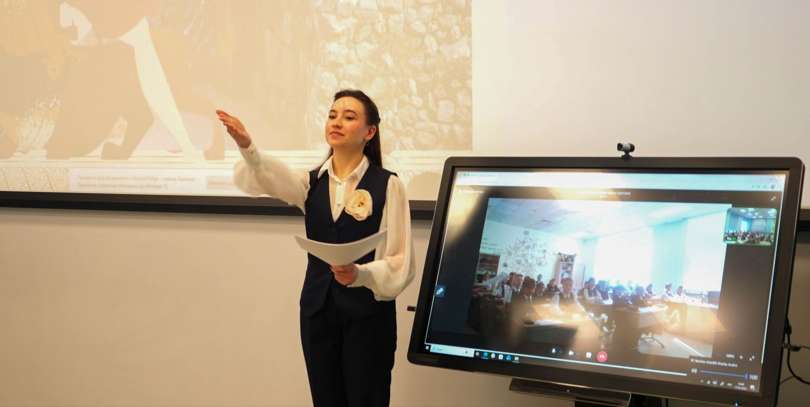 В ИТШ №777 прошел интегрированный урок истории и литературы, посвященный подвигам Геракла