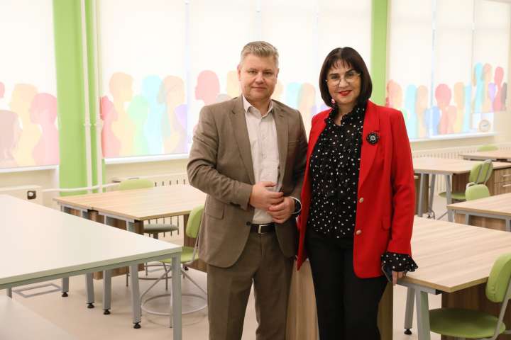 Администрация ИТШ № 777 посетила школу № 203 Красносельского района