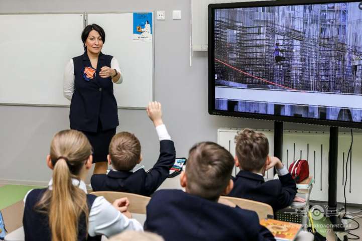 Школа 777 в москве