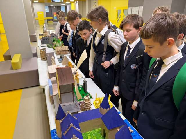 Выставка творческих проектов