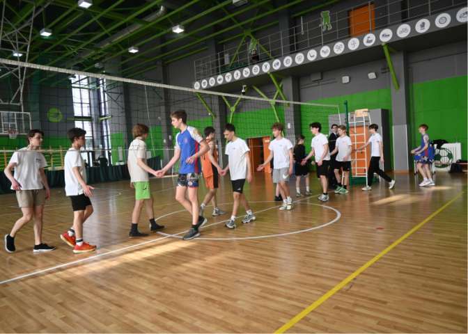 Волейбол среди 10–11 классов: финальный аккорд