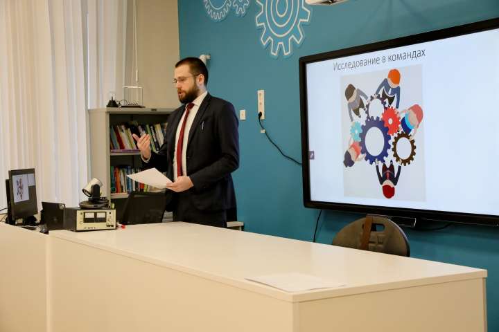 Урок физики «Сила трения: теория и практика» в рамках III Школьного фестиваля педагогических идей