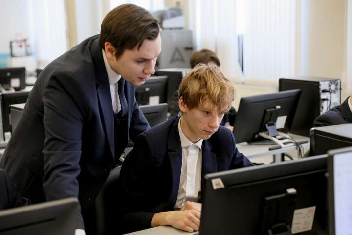 Четвёртый день декады искусствоведческих наук и прикладного творчества прошёл под девизом «Творчество — всем!»