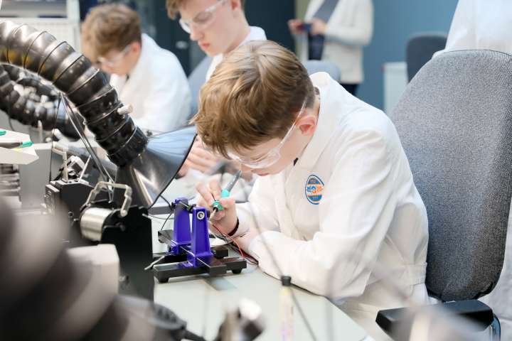 Лаборатория электроники открыта!