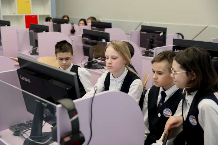 Обучающиеся ИТШ № 777 приняли участие в Межрегиональном профориентационном конкурсе «ТехноГрадоСтроители»