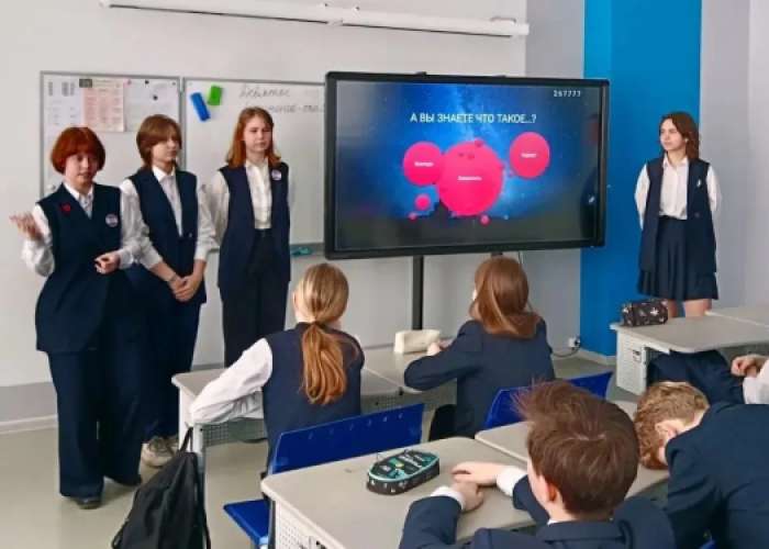 Космос в деталях: старшеклассники провели уроки‑путешествия для всей школы