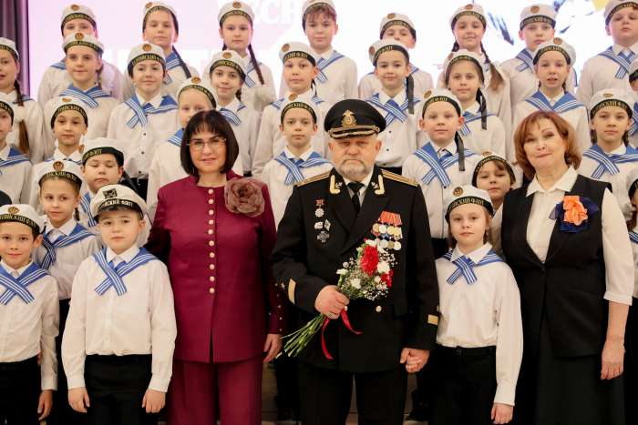 Смотр патриотической песни «Честь имею!» среди обучающихся 1–4 классов