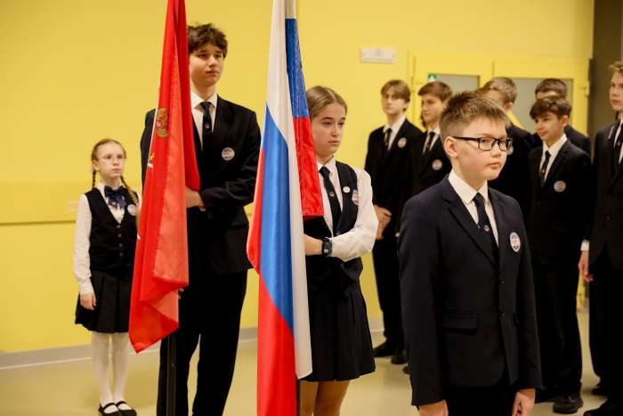 Линейка поднятия флагов