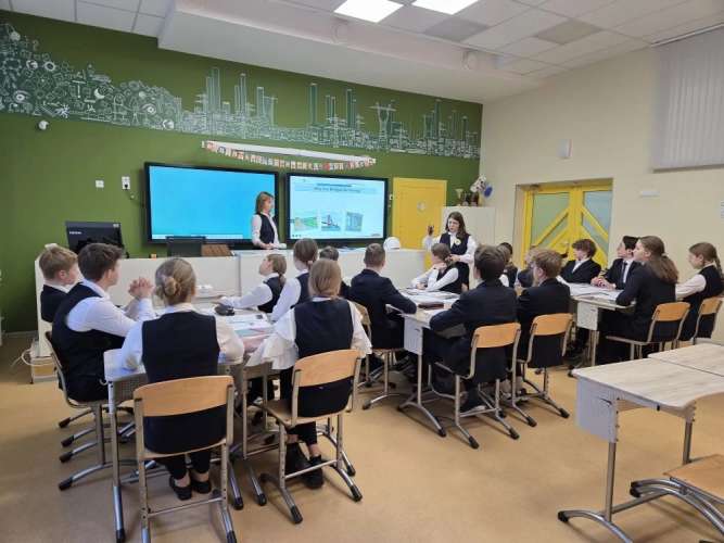 Интегрированный урок физики и английского языка прошёл в ИТШ № 777