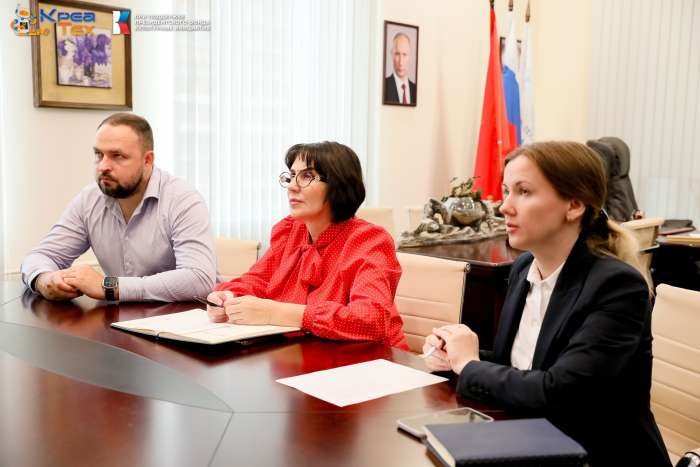 Совещание с руководителями школ – площадок заключительного этапа чемпионата-форума технологических команд «КреаТех – 2025»