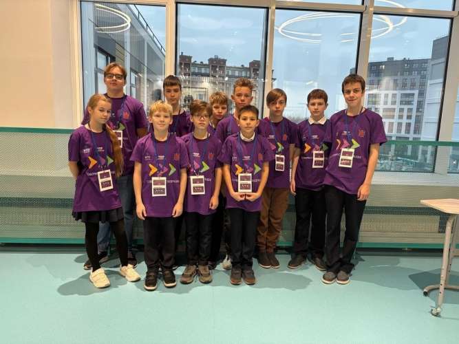 Две команды ИТШ № 777 приглашены на Слёт лучших команд НТО Junior 5–7 классов!