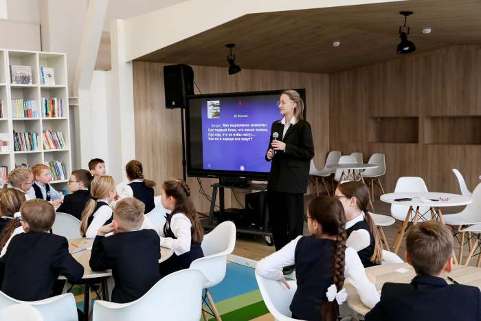 Интеллектуальная игра «Своя игра» ко Дню школьных библиотек