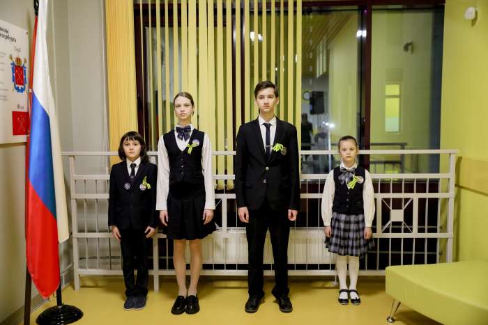 Линейка поднятия флагов