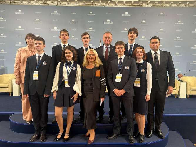 Обучающиеся ИТШ № 777 награждены в Государственной Думе