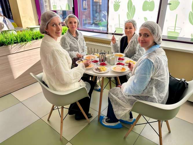 Комиссия по здоровьесбережению Совета родителей посетила школьное кафе