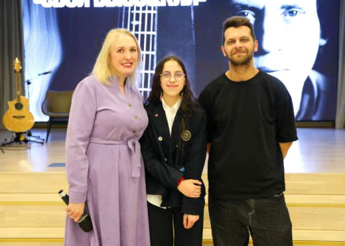 «Звезды на уровне глаз»: Глеб Драчёв в ИТШ №777