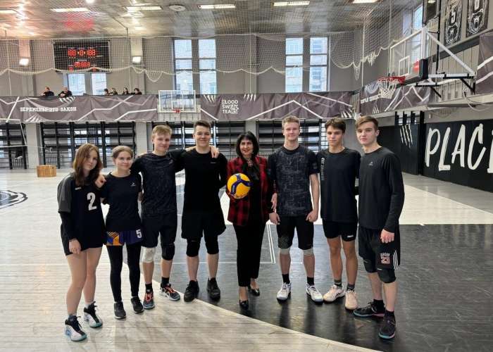 Обучающиеся ИТШ № 777 приняли участие в спортивном турнире по волейболу