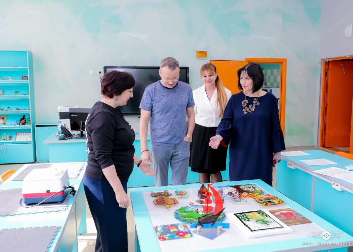 ИТШ № 777 посетил основатель и генеральный директор компании «Творческая мастерская стекла» Владимир Николаевич Тачкин