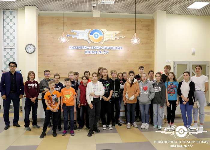 В ИТШ № 777 состоялись занятия летнего лагеря для учащихся школ Приморского района Санкт-Петербурга