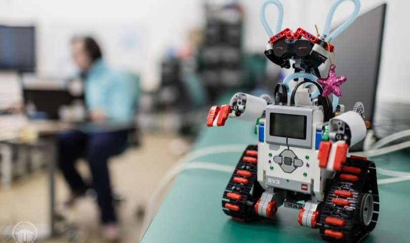 Подведены итоги Рождественского фестиваля-конкурса робототехнического мастерства