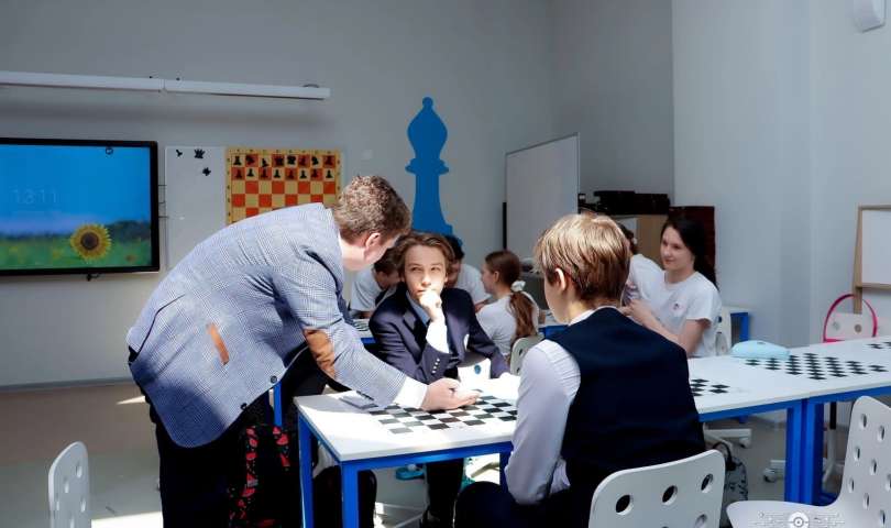 Педагоги Санкт-Петербургского государственного электротехнического университета «ЛЭТИ» провели занятия для обучающихся Летней школы «Альтаир»