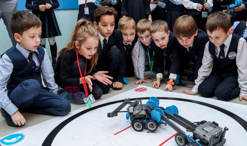 Соревнования по робототехнике «Самый сильный робот»