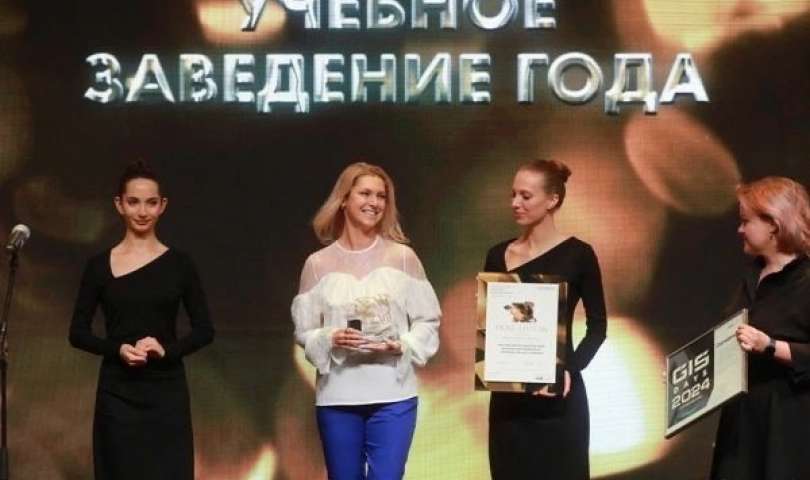 Десять победителей премии «Фонтанка.ру — признание и влияние» получили сегодня «Золотых грифонов»
