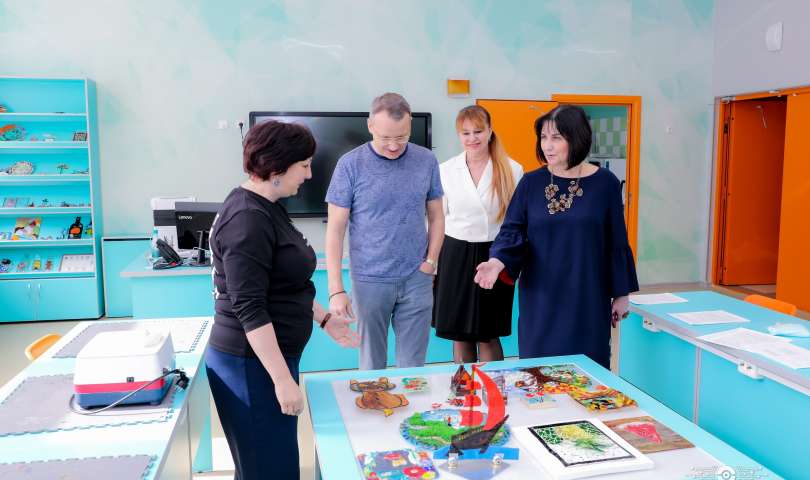 ИТШ № 777 посетил основатель и генеральный директор компании «Творческая мастерская стекла» Владимир Николаевич Тачкин